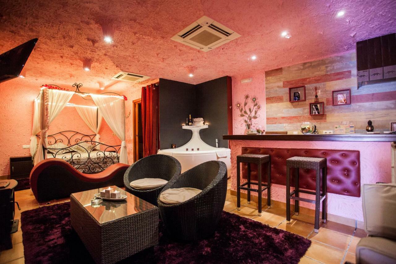 Apartamentos Luxury Ciempozuelos Luaran gambar