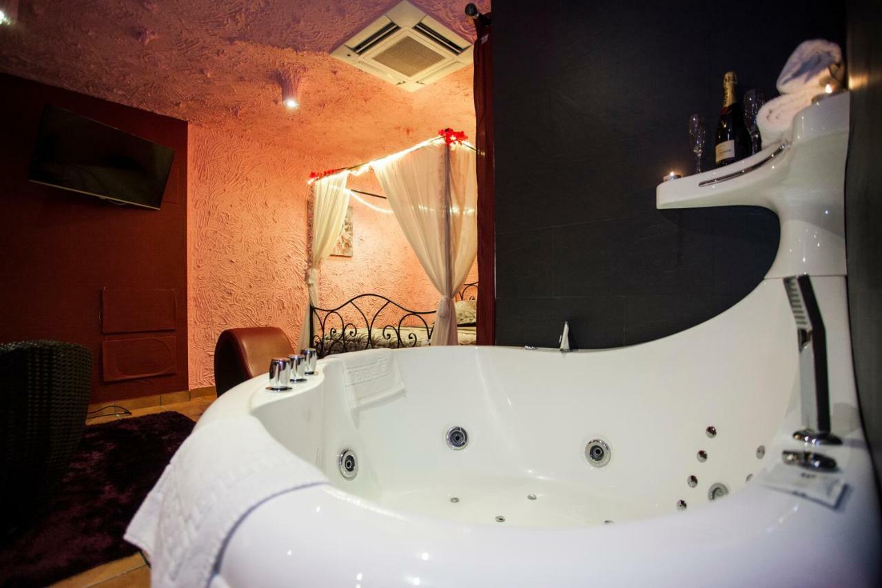 Apartamentos Luxury Ciempozuelos Luaran gambar